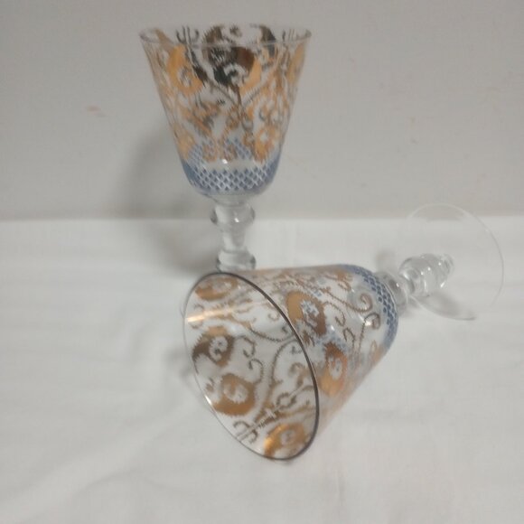 Patina Vie Golden Ikat 18K Gold Wine Goblet - Picture 6 of 8